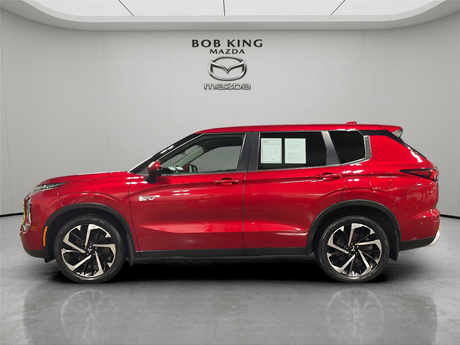 mitsubishi outlander plug-in hybrid 2024 JA4T5VA96RZ029921 image mitsubishi outlander plug-in hybrid 2024 JA4T5VA96RZ029921 image